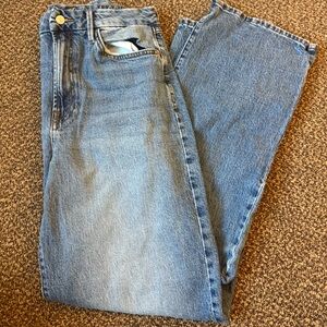 Baggy Mid Rise Jeans